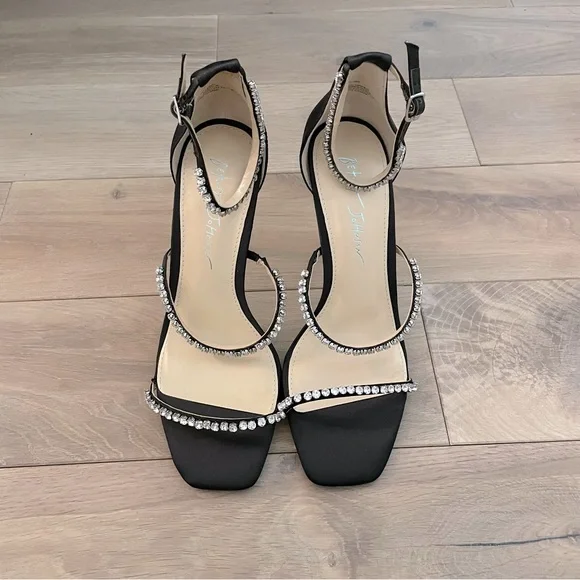 NWOB Blue by Betsey Johnson Elisa Black Satin Rhinestone Strap Heels Size 7 - Picture 3 of 5